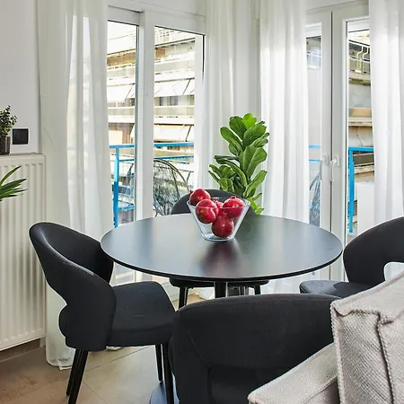 Magenta Luxury By Binobi! * Thessaloniki